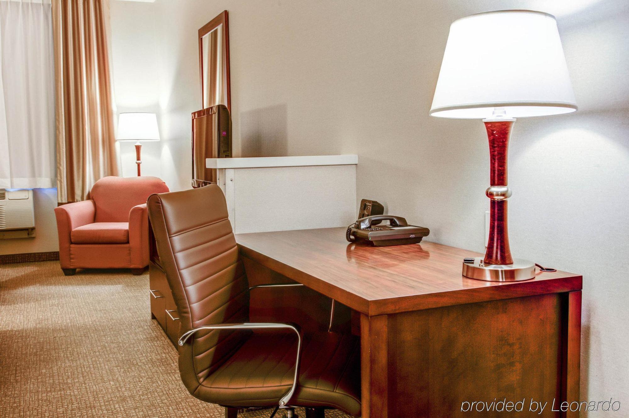 Comfort Suites Springfield-Eugene Exterior foto