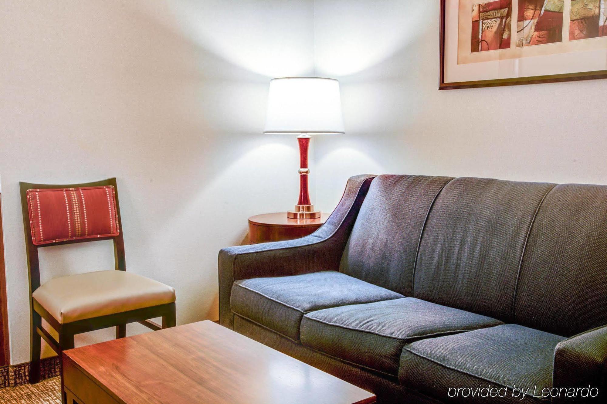 Comfort Suites Springfield-Eugene Exterior foto